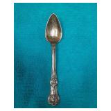 https://www.ebay.com/itm/114895585487	ME3036 USED TIFFANY & CO. STERLING SILVER DESSERT SPOON ENGLIS