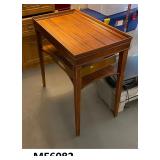 https://www.ebay.com/itm/114895786628	ME6082: Rectangle Accent Table 