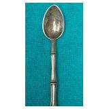 https://www.ebay.com/itm/124815126204	ME3015 USED TIFFANY & CO. 4 1/8 STERLING TEA SILVER SPOON BAMB