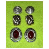 https://www.ebay.com/itm/124815126952	ME3102 THREE PAIR OF USED STERLING SILVER CLIP ON EARRINGS 58.