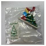 https://www.ebay.com/itm/124963822029	NC515 VINTAGE EMQEE CORP HAWAII CHRISTMAS ORNAMENT ELF AND TRE