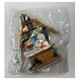 NC513 VINTAGE EMGEE CORP HAWAII CHRISTMAS ORNAMENT EXECUTIVE SANTA NEW UNOPENED	https://www.ebay.com