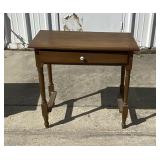https://www.ebay.com/itm/115077104585	DM7002 - Vintage Wooden Writing Desk/Table				75	