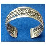 https://www.ebay.com/itm/125031870578	LAN3413 VINTAGE MEXICAN STERLING SILVER CUFF BRACELET (44.8 GR