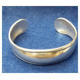 https://www.ebay.com/itm/115123958673	LAN3416 VINTAGE STERLING SILVER CUFF BRACELET (19.4 GRAMS)		BI