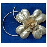 https://www.ebay.com/itm/125031906451	LAN3431 VINTAGE STERLING SILVER FLOWER PIN BROOCH (15.4 GRAMS)