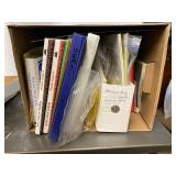https://www.ebay.com/itm/125062081584	HS7037 Home School Book Box Lot - Local Pickup - Phonics SWR		