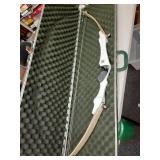 LAN3501	https://www.ebay.com/itm/125067190002	LAN3501 VINTAGE HOYT, THE FINALIST COMPOUND BOW, 50 LB