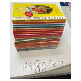 https://www.ebay.com/itm/115135892524	"HS8047 20 Animal Pride Series Child Development Books Hard Co
