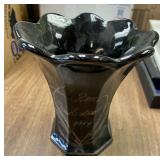 https://www.ebay.com/itm/125096797825	Rex 1917 Black Amethyst Vase New Orleans Mardi Gras Ball Krewe