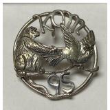 https://www.ebay.com/itm/115195543299	Momus 1995 KOM PIN NEW ORLEANS MARDI GRAS KREWE FAVOR  Z7323		
