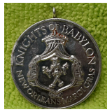 https://www.ebay.com/itm/125125999406	BABYLON 1970 W/ LOOP .999 Fine Silver Mardi Gras Krewe Theme D