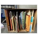 https://www.ebay.com/itm/115150974283	HS7039 Home School Book Box Lot - Local Pickup - Assorted Scie