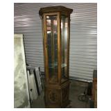 https://www.ebay.com/itm/115286501798	KB0257 Wooden Trapezoid Design Glass Display Case w/ Light Fix
