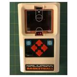 https://www.ebay.com/itm/125236309093	KB0261: Mattel Electronics Vintage Basketball 1978 Handheld Ga