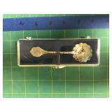 https://www.ebay.com/itm/125236342822	KB0277: Louisiana World Expo New Orleans Collectible Spoon w/ 