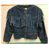 https://www.ebay.com/itm/115323126908	KB0291: Palmer E Palmer L Blue Denim Fringe Jacket		 BIN 	 $35