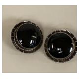https://www.ebay.com/itm/125329690769	NC600 VINTAGE STERLING SILVER AND ONYX CLIP ON EARRINGS		Aucti