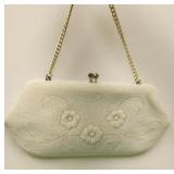 https://www.ebay.com/itm/115396231316	LB3037 VINTAGE BEADED HAND BAG PURSE WITH CHAIN		BIN	 $19.99 