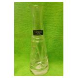 https://www.ebay.com/itm/125331204596	LB3046 VINTAGE 7 INCH STUART LEAD CRYSTAL ROMANCE BUD VASE 		B
