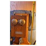 https://www.ebay.com/itm/125528284460	NW1017 ANTIQUE HANDCRANK WALL MOUNT TELEPHONE BOX FROM CHICAGO