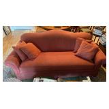 https://www.ebay.com/itm/115940250551 CV1003 RED COUCH WITH THROW PILLOWS