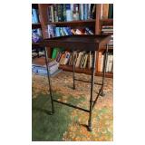 https://www.ebay.com/itm/115940244744 CV1008 END OR SIDE TABLE WITH THIN LEGS