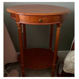 https://www.ebay.com/itm/126133956187 CV1022 ROUND END SIDE TABLE WITH SINGLE DRAWER