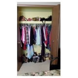 Lots of Clothing & Shoes