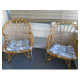 2 rattan chairs
