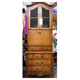 Vtg. French Provincial Secretary