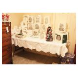 Lots of Dept. 56 Heritage Village