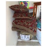 King Size Comforter & Pillow Set 