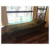 Fainting couch