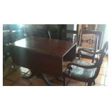 ANTIQUE DROP LEAF TABLE