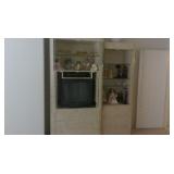 Entertainment center