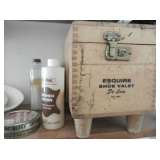 Shoe shine kit