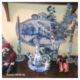 Assorted Delft Items
