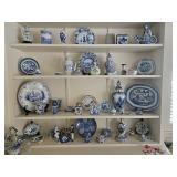 Assorted Delft Items