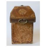 18th C. leather flatware holder, Florence, h 10 7/8"