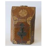 18th C. leather flatware holder, Florence, h 10 7/8"