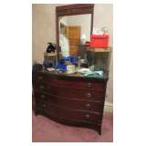 Dresser w/mirror