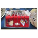 Silverplate serving pc.