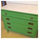 Chest of drawers