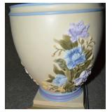 veratex vase blue with purple flowers