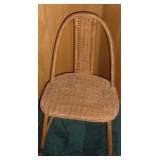 WICKER CHAIR