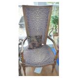 VINTAGE CHAIR