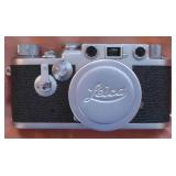 VINTAGE 35MM LEICA CAMERA
