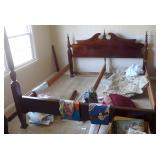 POSTER BED  NICE