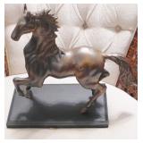 HORSE STATUE